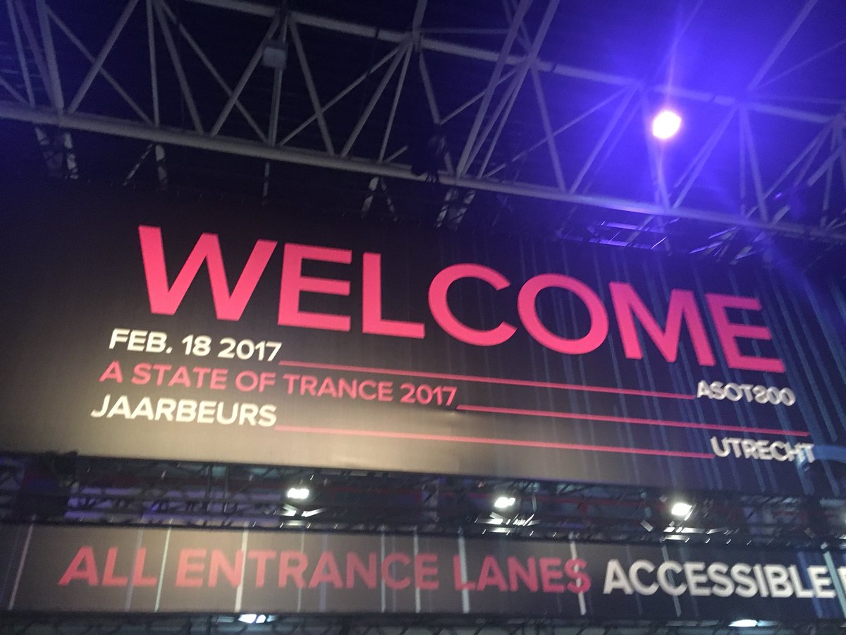 catbyrne_'s tweet image. Starting off 2018 the right way with #ASOT847 🔥 cannot wait for our 3rd ASOT Utrecht in February @Nickwelch1 💃🏻