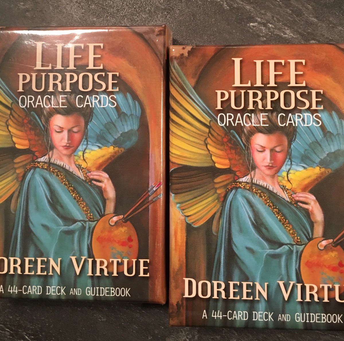 JamesSweetman's tweet photo. Picked up these #Angelcards today. It’s become a tradition for every attendee at #Soar2018 to pick a card on the night. More often than not it’s the right card with the right message at the right time! https://t.co/Y9gksMkxoW