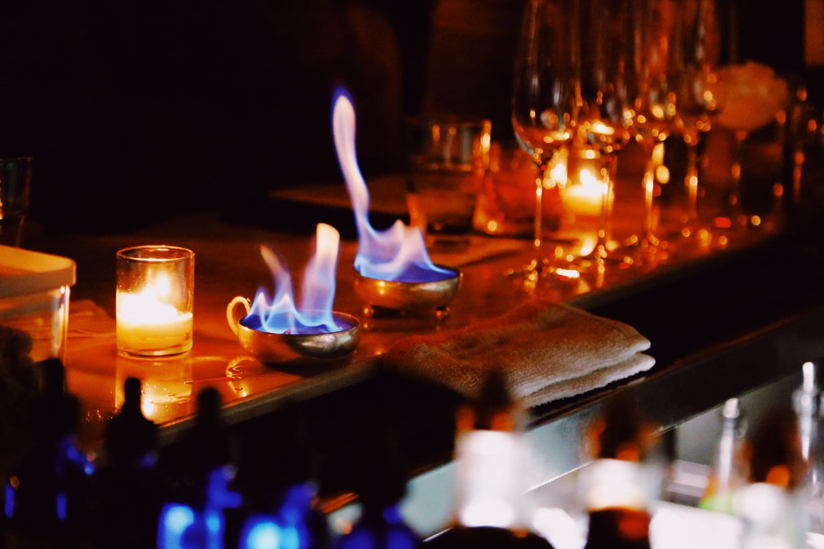 Tonight we’re cozying up to a different kind of fire 🔥 Sled on over tonight for champagne cocktails with Ofny! barpx.com #listentotheice #snowday in #extraordinaryalx <a href="/AlexandriaVA/">Visit Alexandria VA</a>