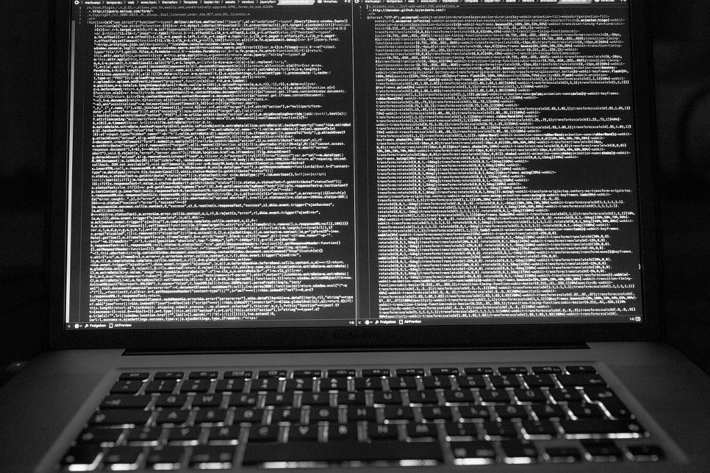 MichaelaMLowe's tweet photo. Software bots could figure in 2018 https://t.co/LUhMYiB7Gi via @itchanneltt @DanHushon #ITpredictions https://t.co/Vrhx8idS1F