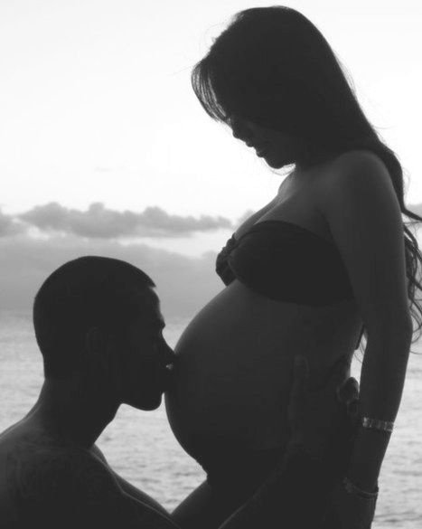 Парень трахнул беременную черную девушку