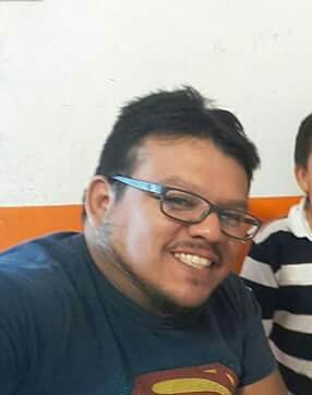 Bugas_'s tweet photo. Ever Aldaba - #HeteroEngañado de Chihuahua - Gordito pero de una verga muy jugosa!! 
RT para más...
#HeterosAlDesnudo https://t.co/7kYlWSBQ2e