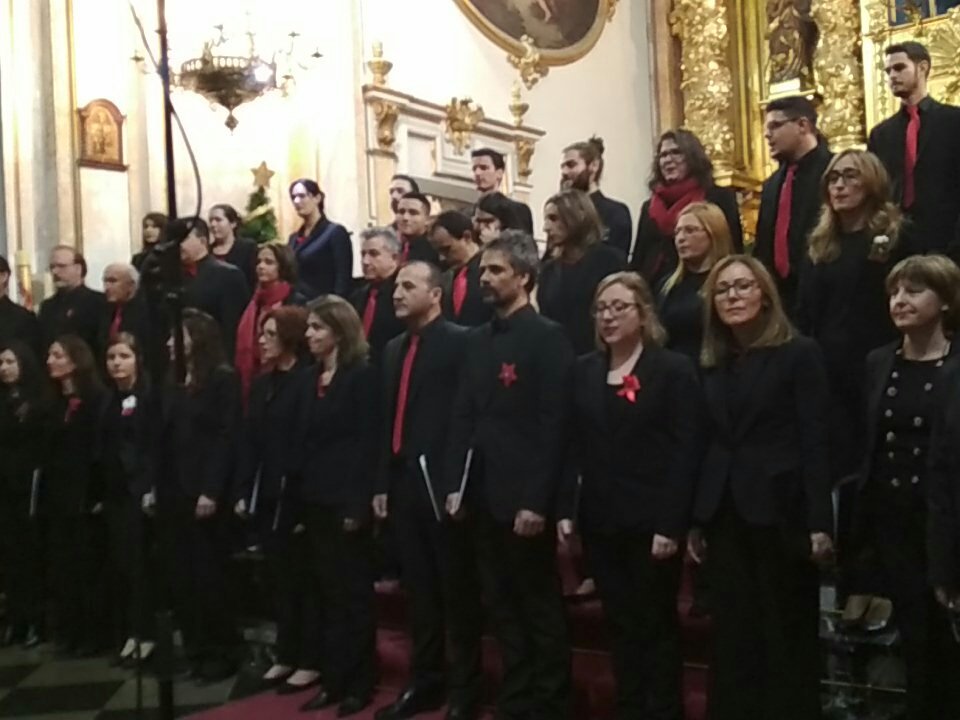 escolacoralvj's tweet photo. Gran concert de @Virelai_EC i del @veusjuntes a la @purisimaquart gran nivel de la familia #veusjuntes, acompanyats per #valentinacasades,#andresExposito i @percusion11, #ConcertdeReis de gran nivell Dels nostres cors.@quartdepoblet @CulturaQdP https://t.co/gVO1xrMc8S