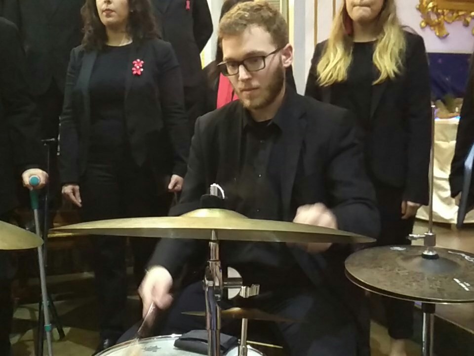 escolacoralvj's tweet photo. Gran concert de @Virelai_EC i del @veusjuntes a la @purisimaquart gran nivel de la familia #veusjuntes, acompanyats per #valentinacasades,#andresExposito i @percusion11, #ConcertdeReis de gran nivell Dels nostres cors.@quartdepoblet @CulturaQdP https://t.co/gVO1xrMc8S
