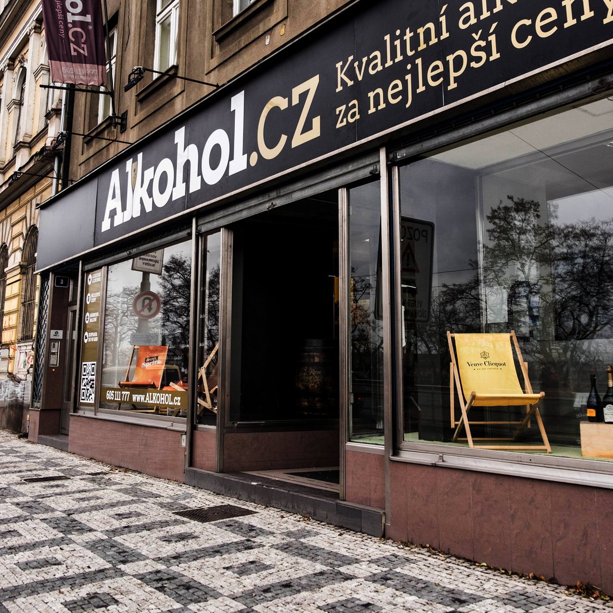 Dnes a zítra počítáme zásoby, tak jsme prodejnu na chvíli zavřeli! 🤓 (Zatím je to vyrovnané 🔣.) Od pondělí zase otevřeno! 🔓