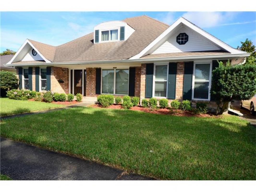 REMAX_affiliate's tweet photo. See a virtual tour of one of our newest #listings 4009 N TURNBULL Drive #Metairie #LA  https://t.co/bo7HbRUB1m https://t.co/ItzUHH8UWS