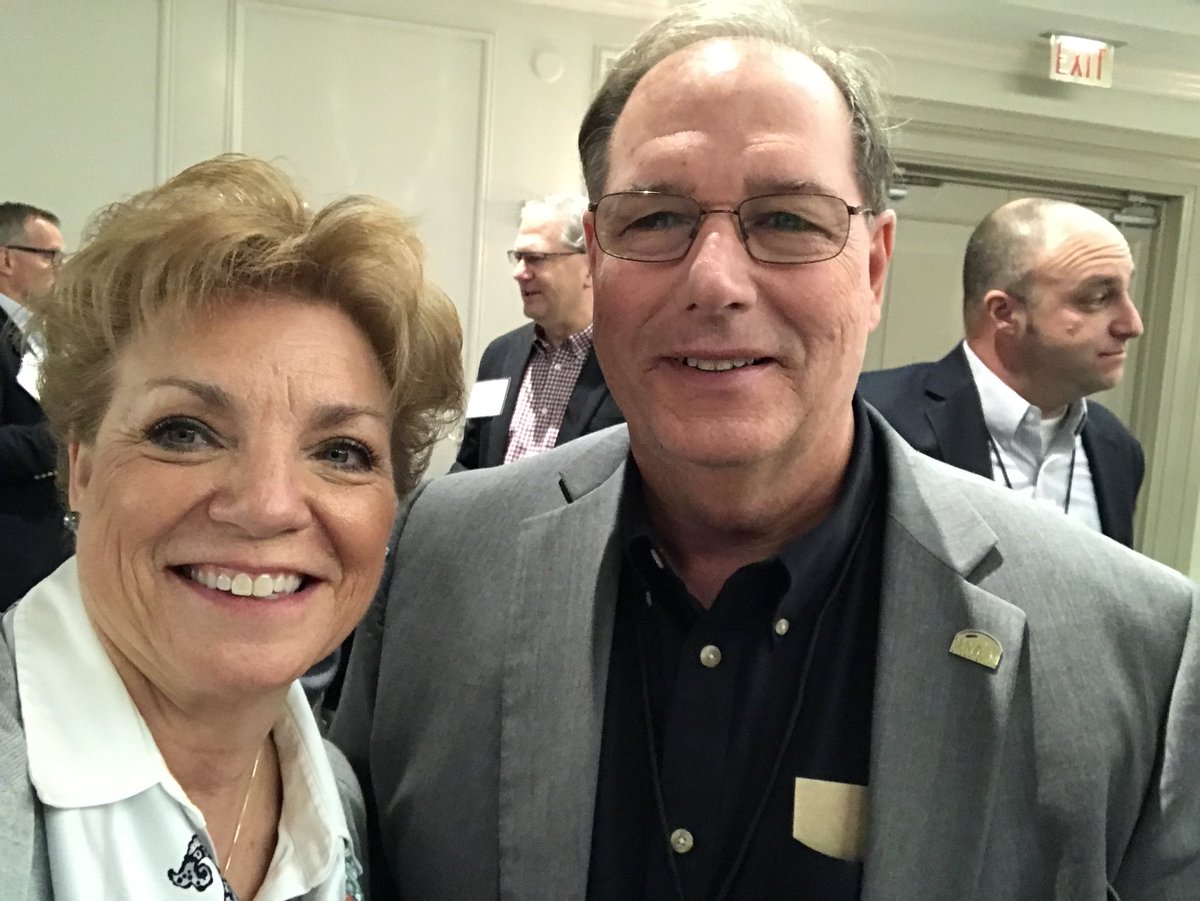 kclaghorn's tweet photo. Leadership conference with our soy leaders! #soyleadership https://t.co/4VRQbTE6ix