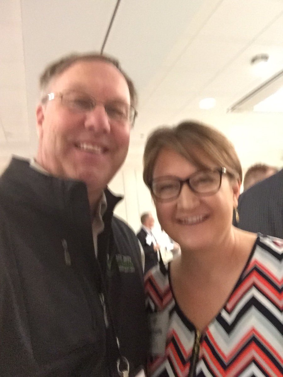 Timsdfarmer's tweet photo. Making new friends at a great leadership conference today. #soyleadership @NDSoybean https://t.co/bIrrPD2ceh