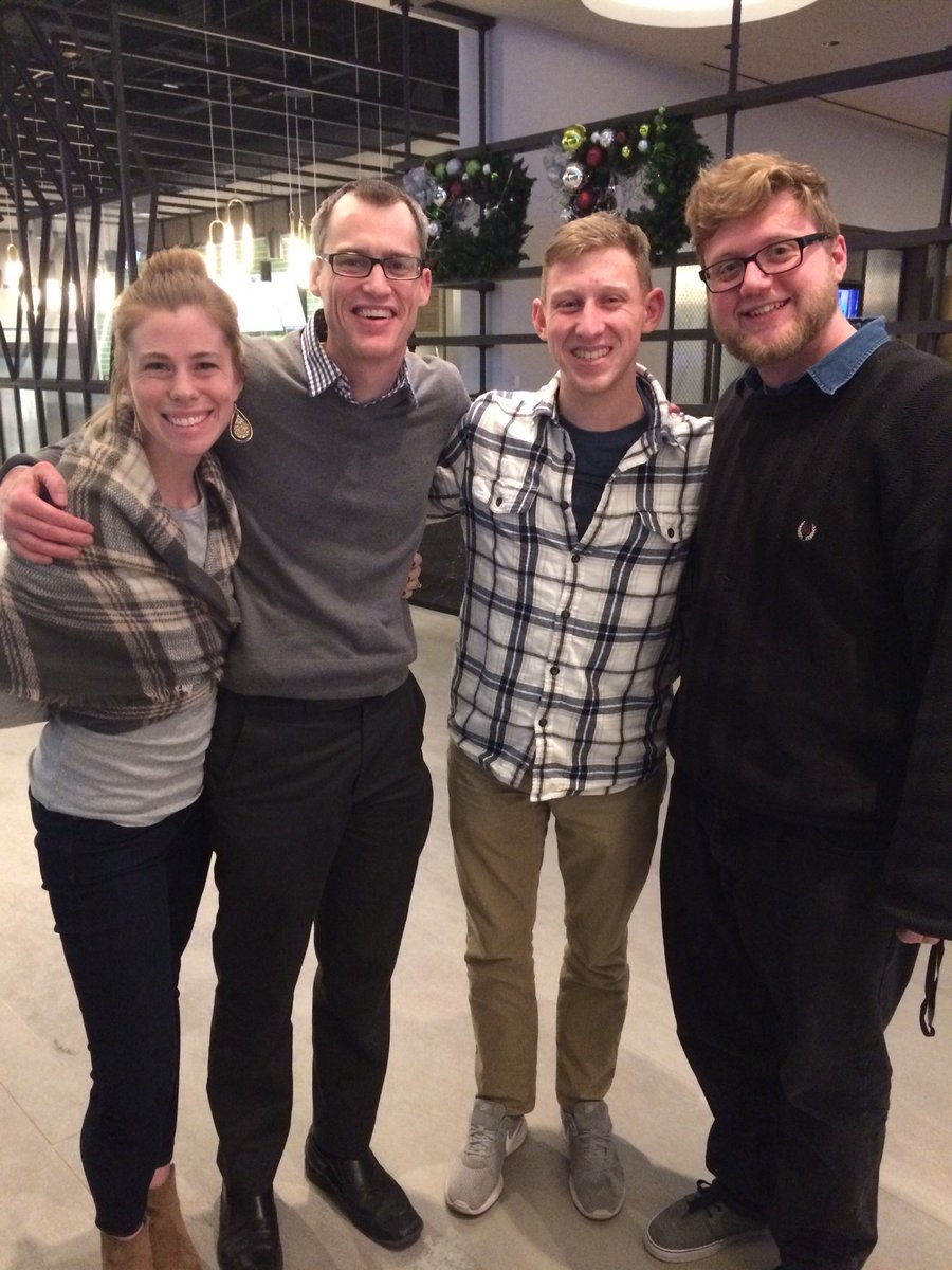 LisaAnnCotter's tweet image. Last night #howtocatholic &amp;amp; #thecrunch got drinks @ #sls18. Actually @bropostle got a PBR &amp;amp; we all watched him drink it. @CatholicPat