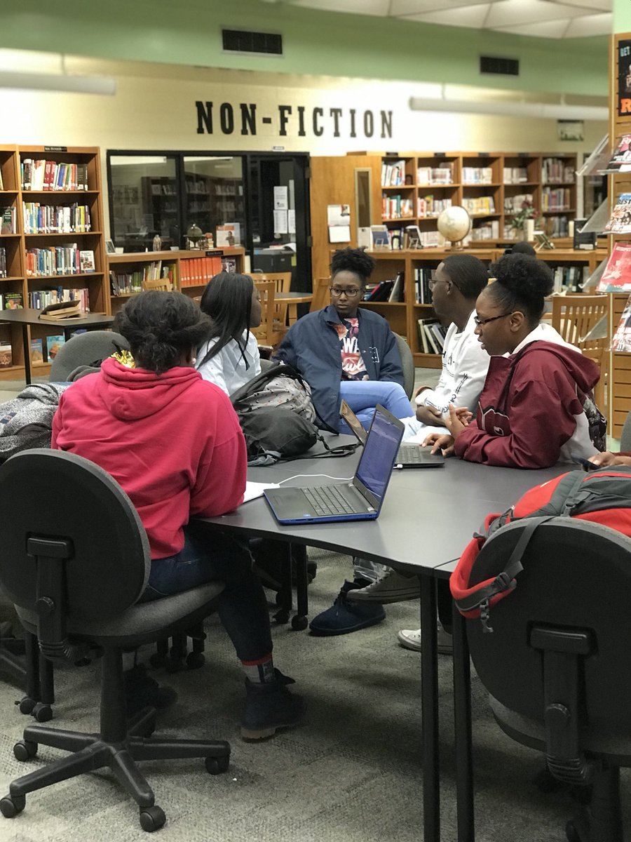 NhandiforBeta's tweet photo. Campaign Meeting: Working hard to prepare for February!!! https://t.co/2LK3txFWOW