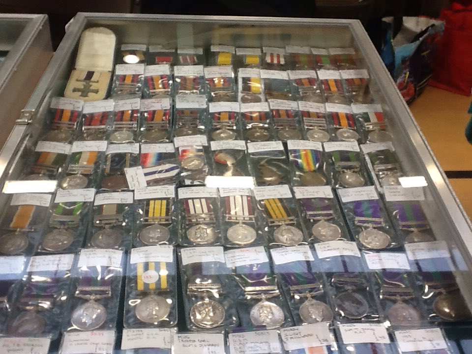 NorfolkFairs's tweet photo. #Military Fair #Thetford Norfolk SUN JAN 14th #medals #badges #grenades and more...@militariafair @WhatsOnNor @WhatsOn_NR @CinquePortsMil https://t.co/BZxApqG8DE
