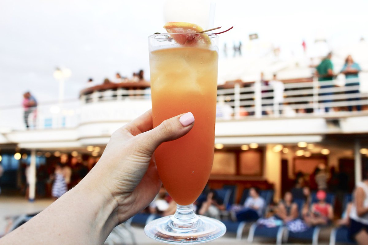MiamiDigital_'s tweet photo. #ComeBackNew @PrincessCruises #Sweepstakes 🛳🥂🍾🍹 https://t.co/VUC3uE8XnF