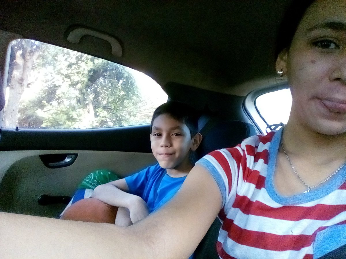 JoseGamer253's tweet photo. Aquí con mi hermana favorita que quiero mucho con mi corazon https://t.co/j1bUpfXjRV