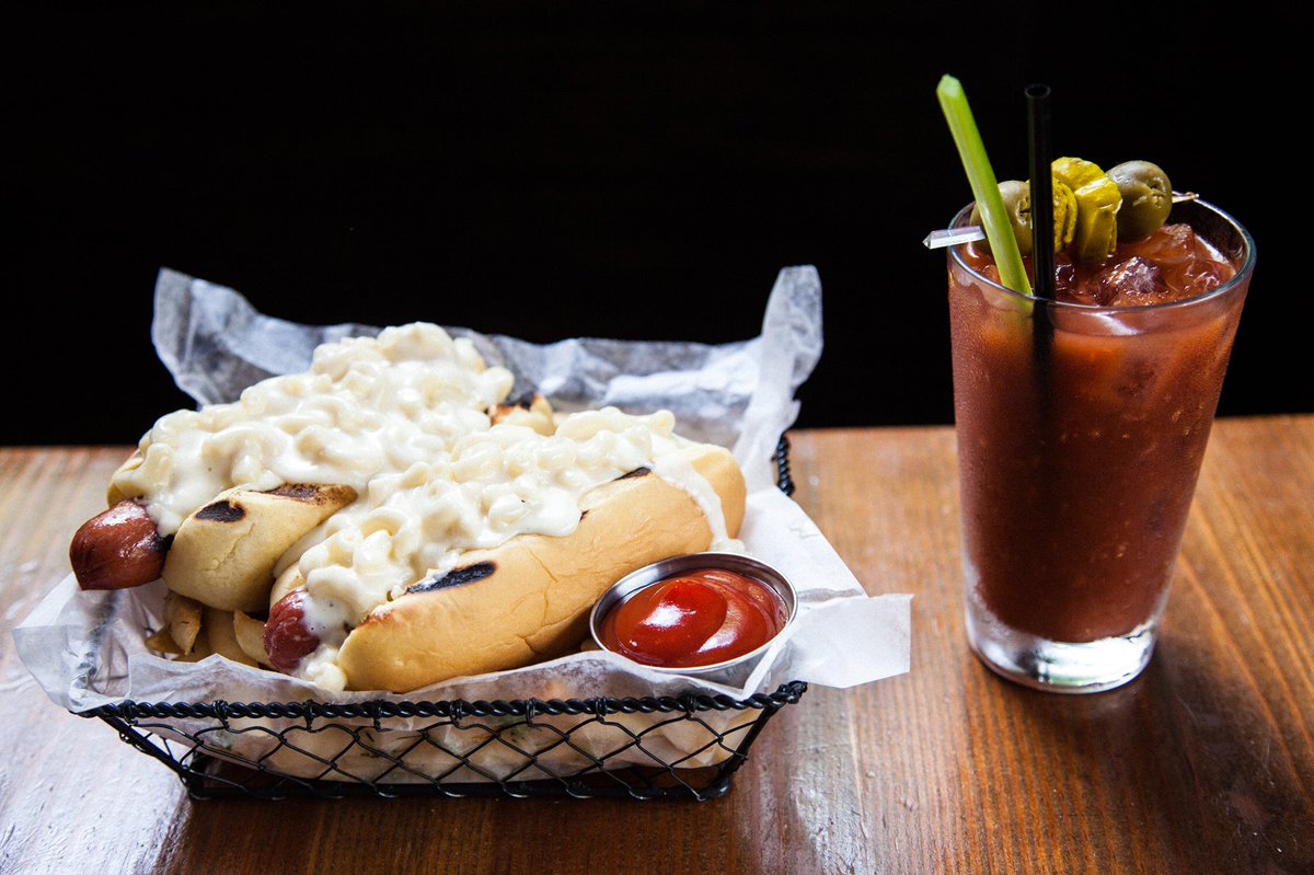 Snow day eats 🌭🌭🌭 #snowday #westvillage #bombcyclone #ditchdog