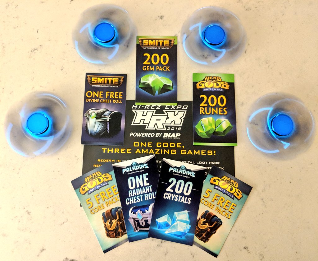 Jakomelo117's tweet image. Giving away ALL of this stuff (fidget spinners not included) 😉
Follow/Retweet to enter!
Will pick winners at random when I get home on Monday! Good luck peeps!
#HRX2018 #SMITE #Paladins #giveaway