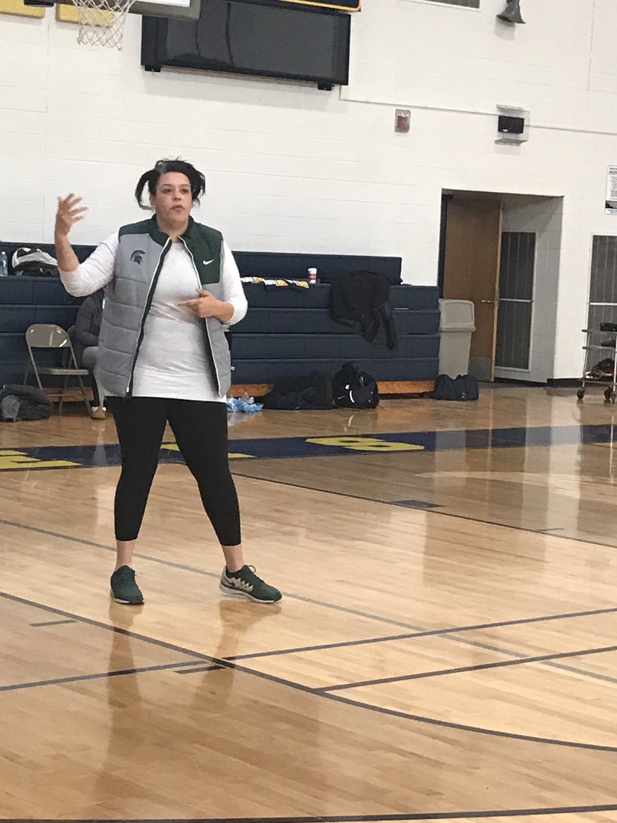 GL Girls Basketball tweet media