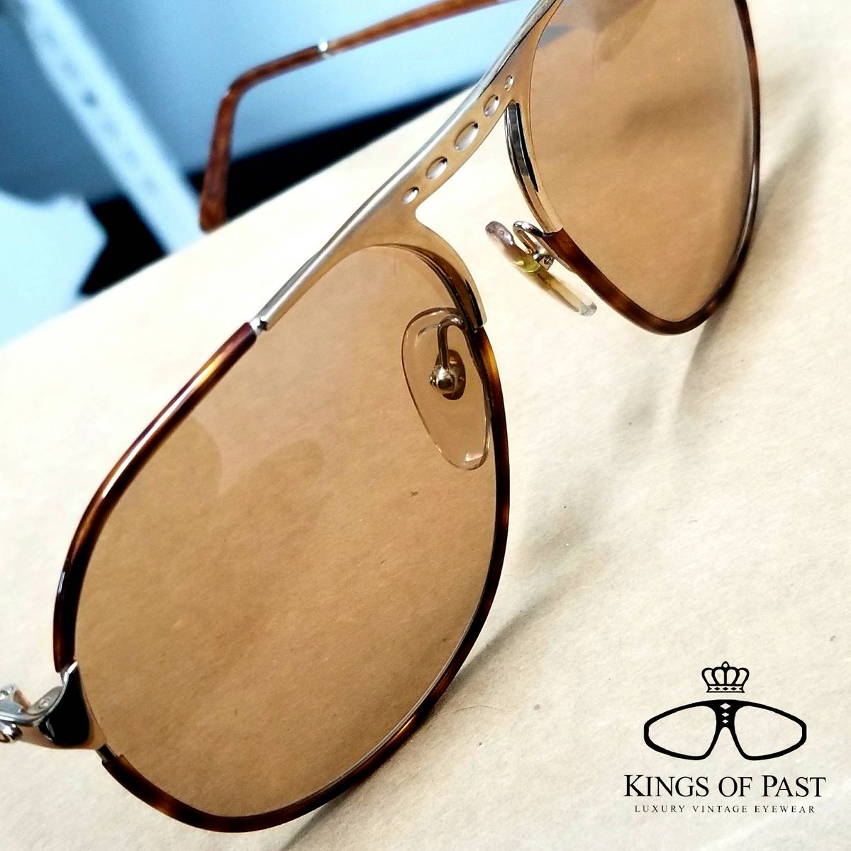 Stay humble. Work hard. Be kind. 
👑🕶👓🤓😎
KINGSOFPAST.COM
TORONTOBORN.COM

#kingsofpast #vintage #eyeglasses #sunglasses #glasses #vintagelife #vintageframes #optical #optometry #glassesswag #sickshades #luxuryeyewear #fashion #torontostyle #the6ix #torontoborn