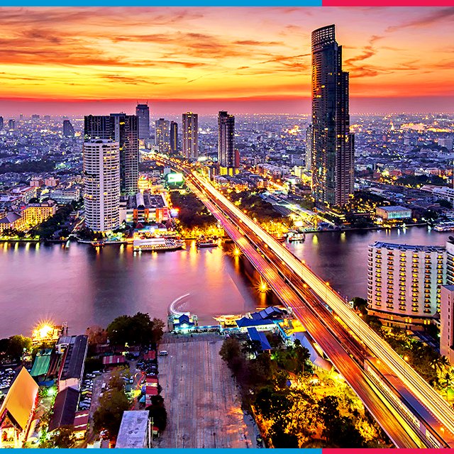 Thai kültürünü yakından tanımak isteyenler için en özel yerlerden olan Bangkok'da Şehrin gün batımı manzaralarına ise asla doyamayacaksınız ;)
Sömestre tatilinde Bangkok - Pattaya turumuzun sadece 699 USD olduğunu biliyor musunuz? Üstelik vizesiz!!! goo.gl/gGH8th