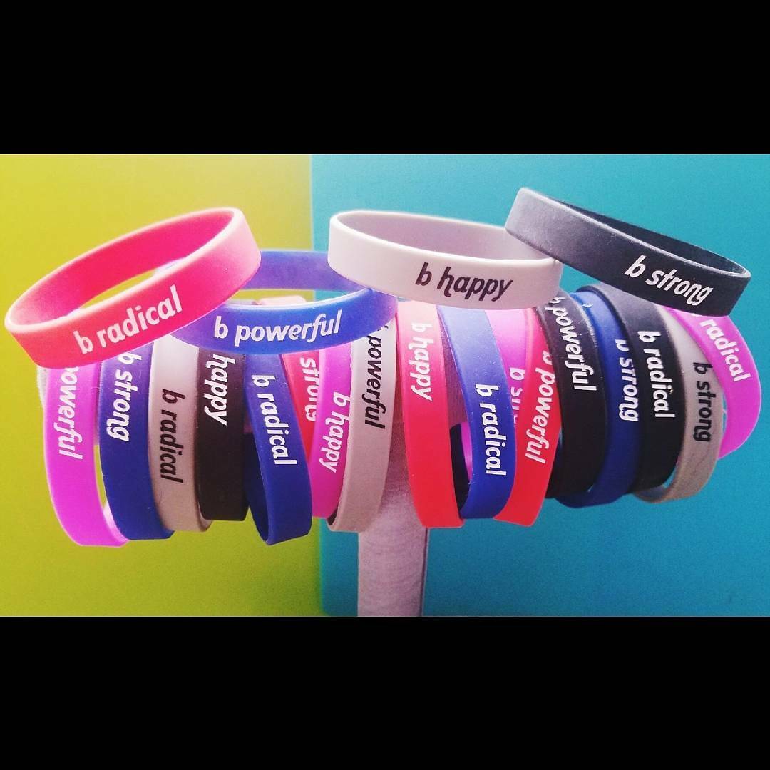 blinestuff's tweet photo. Fun new silicone wristbands with a grest message are in stock!!! Choose a 4 pack of colors and words. Also available in black. Link in bio!! #blinestuff #bstrong #bhappy #bpowerful #bradical #spreadpositivity https://t.co/rcZ500tXuT