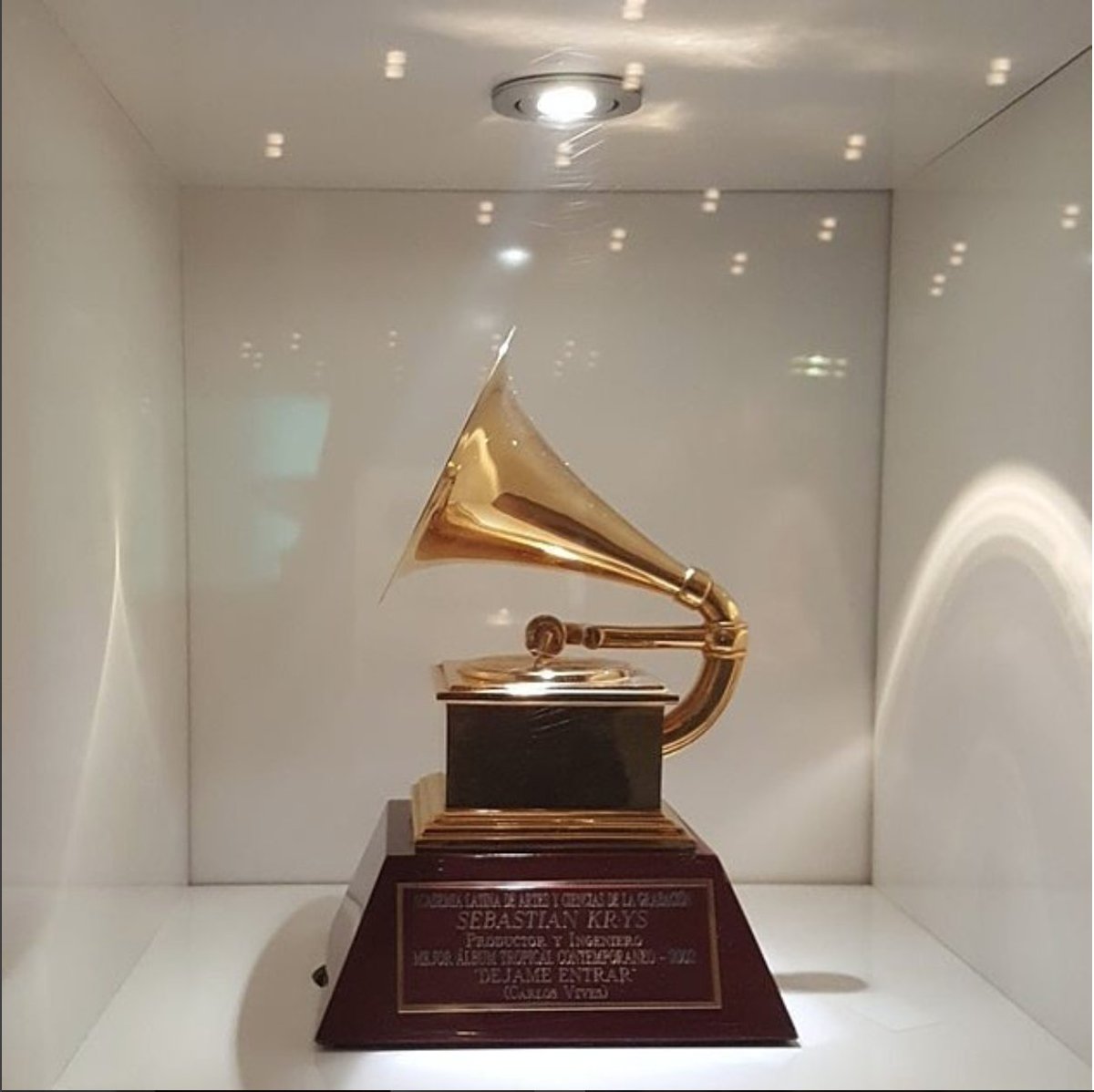 DJNOTHINNICE's tweet photo. Let us help you get to that next level! @DJNOTHINNICE #GrammyMember #TeamNothinNice #NothinNiceRecords #NothinNiceRadio #NothinNiceProductionsLLC #DjsOnDemand 

Email: Nothinnicelive@gmail.com attn: GrammyMember https://t.co/Q06swxEFmn