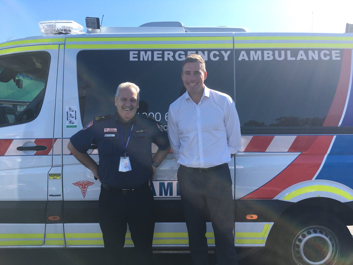 It’s never safe to leave a child in a car. Our State Health Commander Paul Holman was talking about the dangers today along with campaign ambassador and AFL legend Matthew Richardson. It's a timely reminder ahead of tomorrow’s extreme heat forecast. #neverleavekidsincars