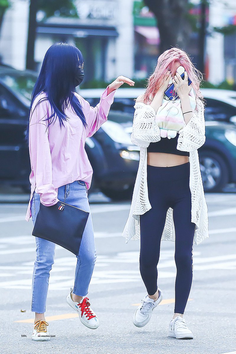 httpuoay's tweet photo. These will always be the softest pics of Moonsun https://t.co/ccUotAW4SY