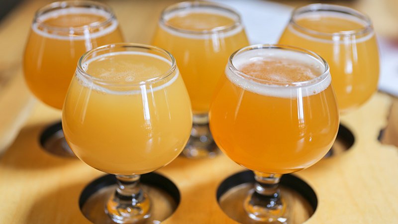 Any guesses on craft brew trends of 2018? ow.ly/paIJ30hxdd5 <a href="/VinePair/">VinePair</a> predicts what's to come.