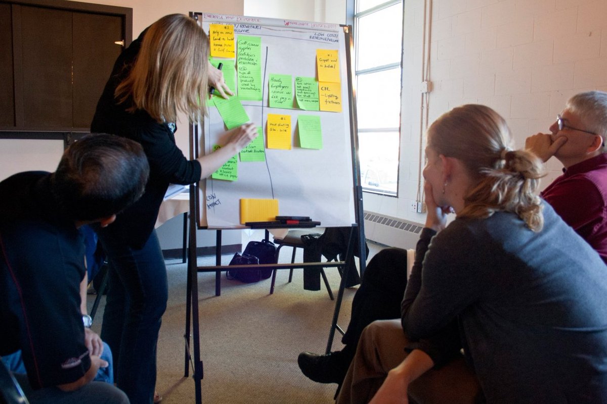 yourcoachfuel's tweet photo. Tired of Useless Meetings? 9 Ways to Make Them More Effective. (Infographic) - https://t.co/8MhlvBm2bq https://t.co/Ic69UNG7Xj