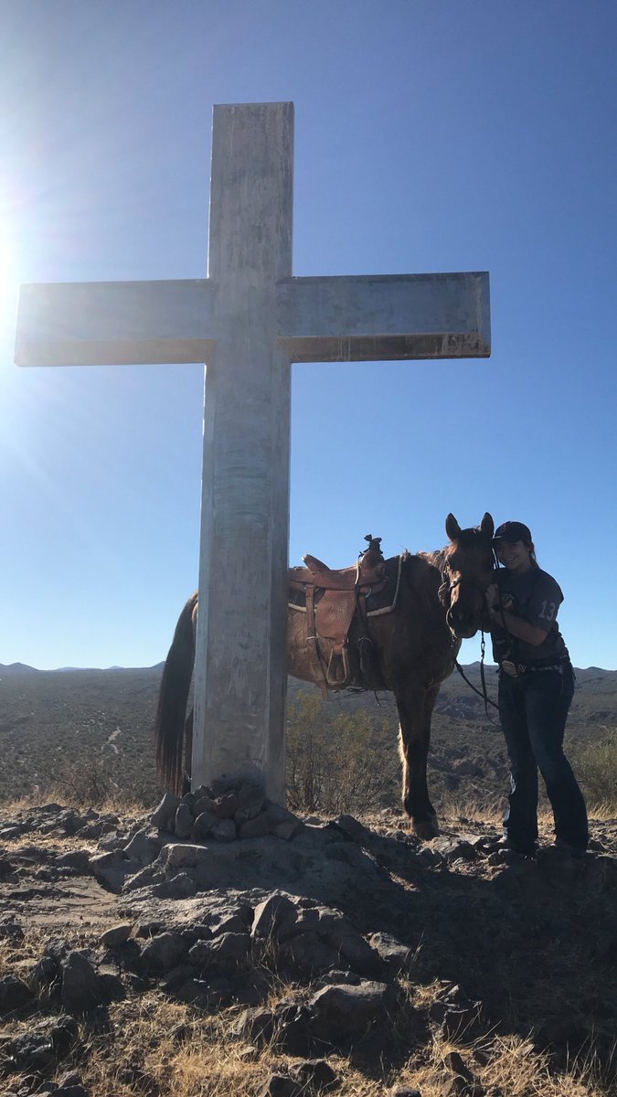 dionnerenee_'s tweet photo. I’m sooooooo not ready to go back😫 #crossmountain https://t.co/ZBSVhGpVk6
