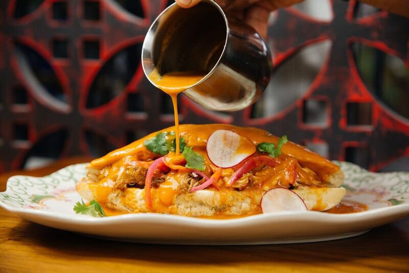 Our house-made torta will surely keep you warm as the temps drop over the weekend!
•
•
•
#torta #spanishfood #spanishtoronto #torontofood #tofoodies #to_finest #queenwest