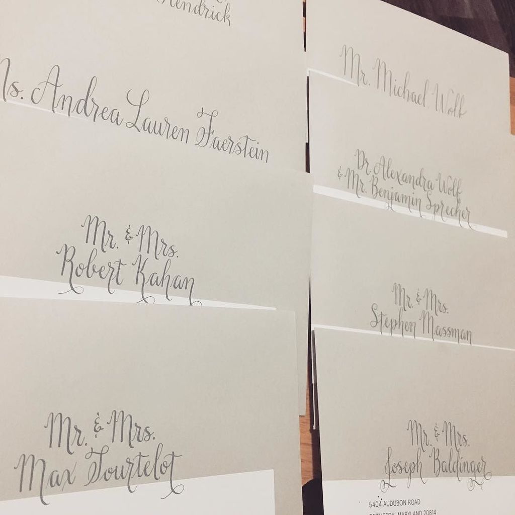 LettersofFancy's tweet image. Happy New Year!! My first job for the new year includes these beautiful gray envelopes. It’s my first time working with gray ink and I’m in love. So perfect for the season! #calligraphy #wedding #weddingcalligraphy  #weddinginspiration #weddingenvelopes … ift.tt/2qouwKi