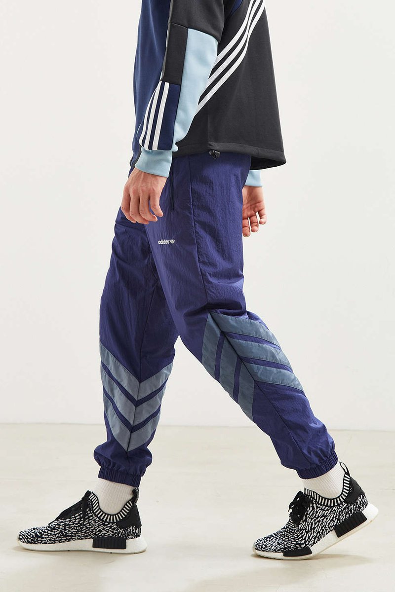 adidas v stripes windbreaker