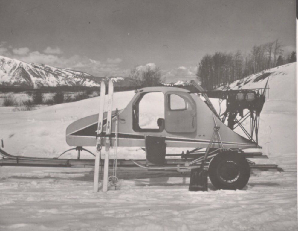OpenParks's tweet photo. Have you ever seen a snow-plane? These images from the @YellowstoneNPS Photo Album collection show an early version of the #snowmobile which included propeller power and a ski in front. #museumsnowballfight #snowplane https://t.co/dVMX3xgv4K