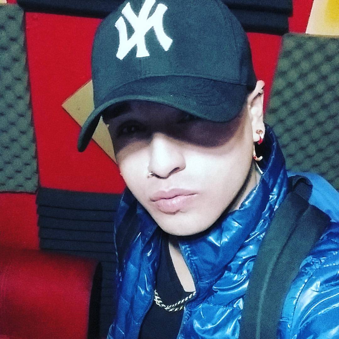 azulgarciiaa's tweet photo. #Thelabmusic https://t.co/WtaSAyUGfu