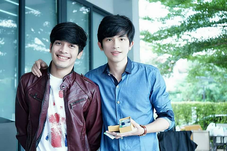 PhakinOfficial's tweet photo. HBD.. ซีเกมส์ ขอให้มีความสุขมากๆนะคะ ประสบความสำเร็จทุกอย่างในชีวิตน๊า ... ❤🎉🎁 🎉🎁 
#Ch8nce #Musiccream #GMM #LaBandaThailand #TvThunder  #HBD23rdAmitycgame https://t.co/SaJAcu88JN