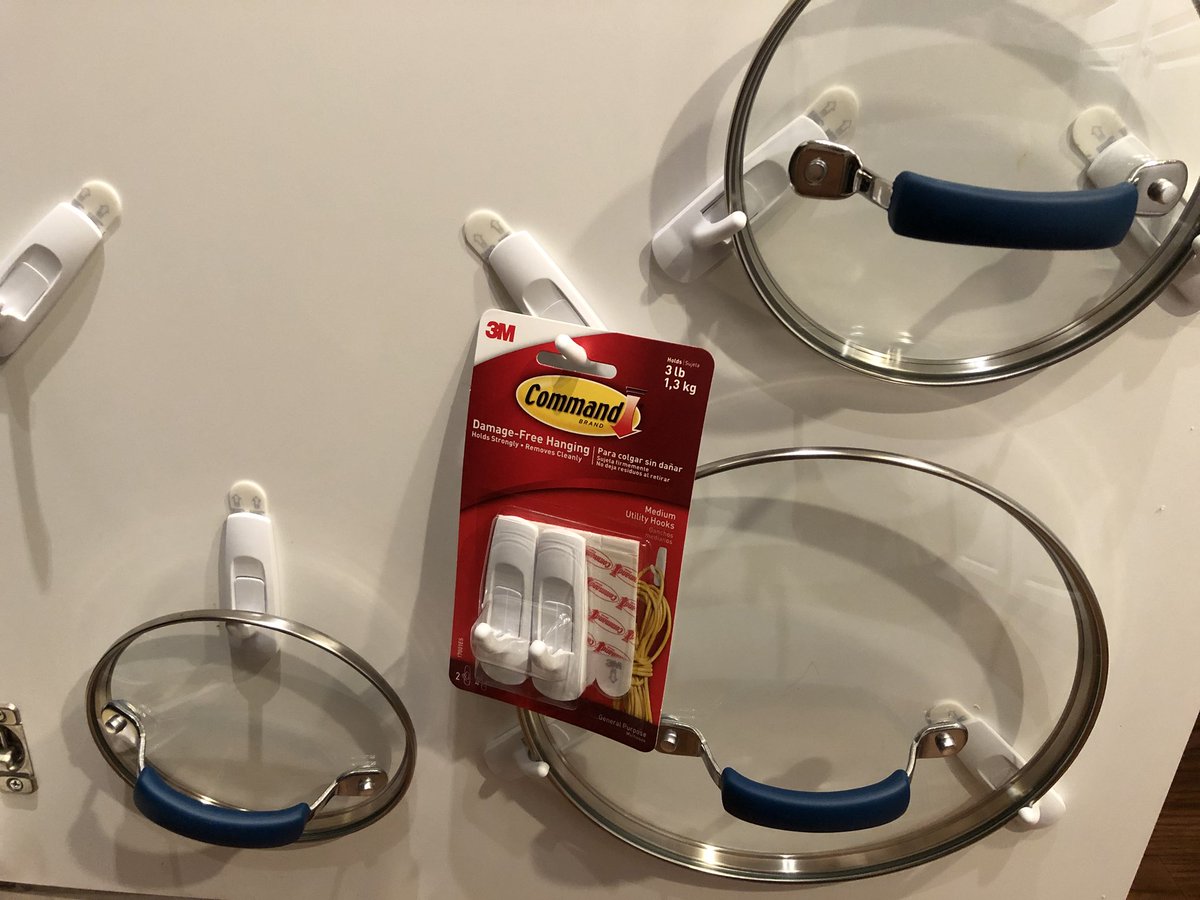 flora0212's tweet photo. @CommandBrand @3M thank you for the additional hooks to complete my hack. #customerserviceatitsbest https://t.co/es79v4v2N4