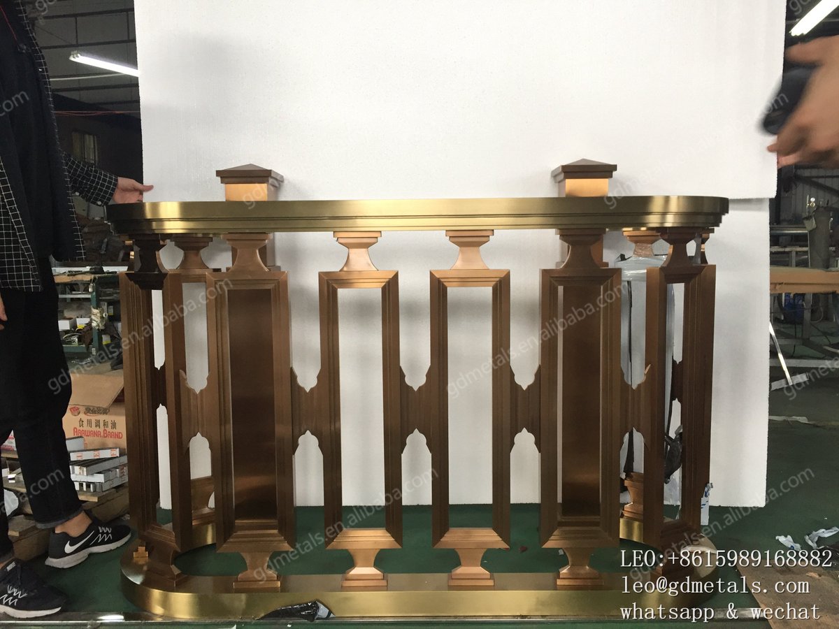 bryant_lithium's tweet image. Korea Paradise Casino Engineering, Hall Railing, Bronze Stainless Steel Hairline Finish