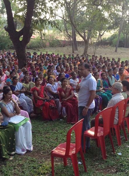 visrane's tweet photo. Special moments at the farm with our women's groups. Understanding their problems &amp; working on solutions for a progressive #Goa https://t.co/VUp3wnp0PO