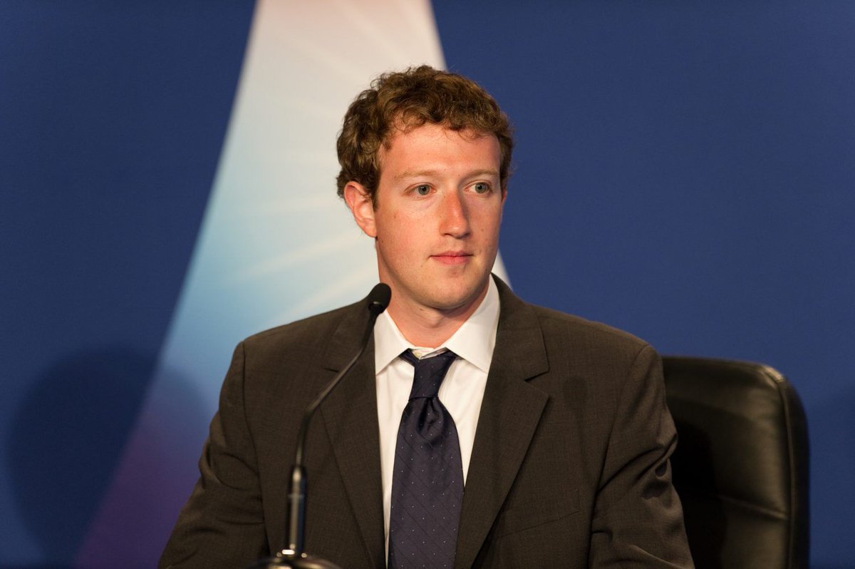 CoinDesk's tweet photo. Zuckerburg to Study Cryptocurrency in Quest to Decentralize Facebook https://t.co/W9aE7R45iD https://t.co/mX2s1So48z