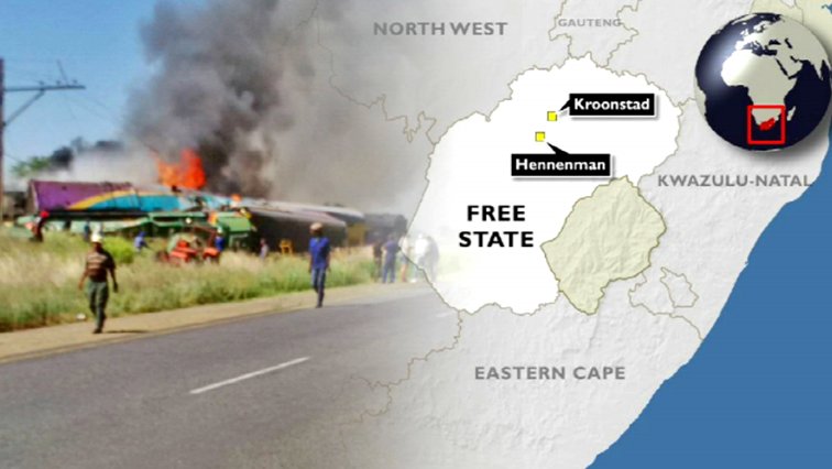 Ben_Malubane's tweet image. DNA tests to be done to identify the bodies of at least 18 people who were burned to death when a train plunged into a truck at a level crossing between Kroonstad and Hennenman in the Free State #AMLive #sabcnews #TrainCrash