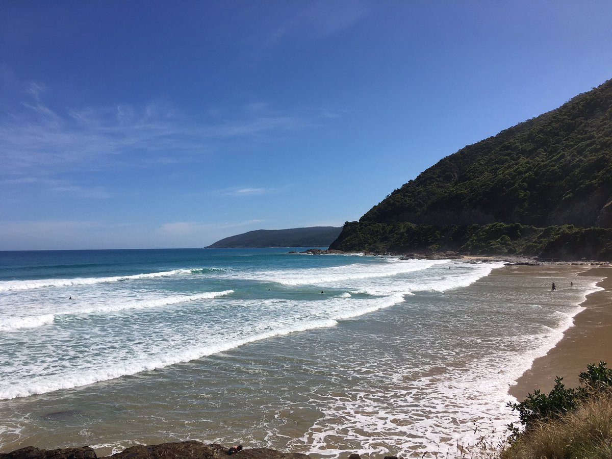 zdaniel's tweet photo. A study in ocean safety: there are 2 people in the obvious rip in this photo. Soon after I took it 2 @VictoriaPolice stripped their weapons and took a surfboard in to save them. #Australia #Summer #respect https://t.co/etV9cc1Ut6
