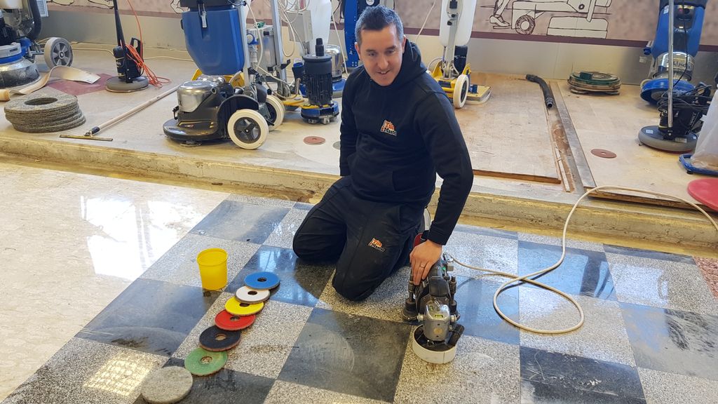 TileMasteruk's tweet photo. Interested to see how to grind and polish a #granite #floors and #worktops. Call in for a coffee and Martin will run you through the polishing process. #Tile #Master #Bimack Hand Grinder. https://t.co/FWGVzbA9aX