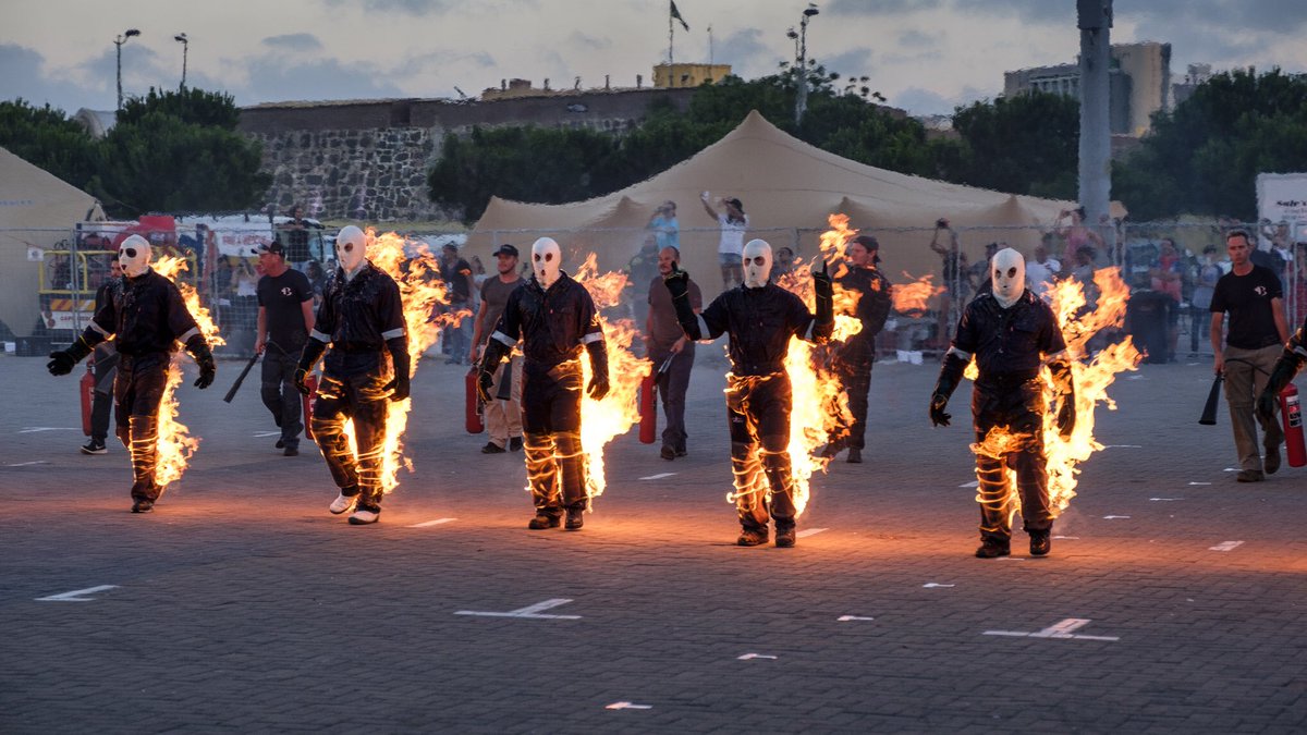 Guinness record 32 man fire ile ilgili gÃ¶rsel sonucu