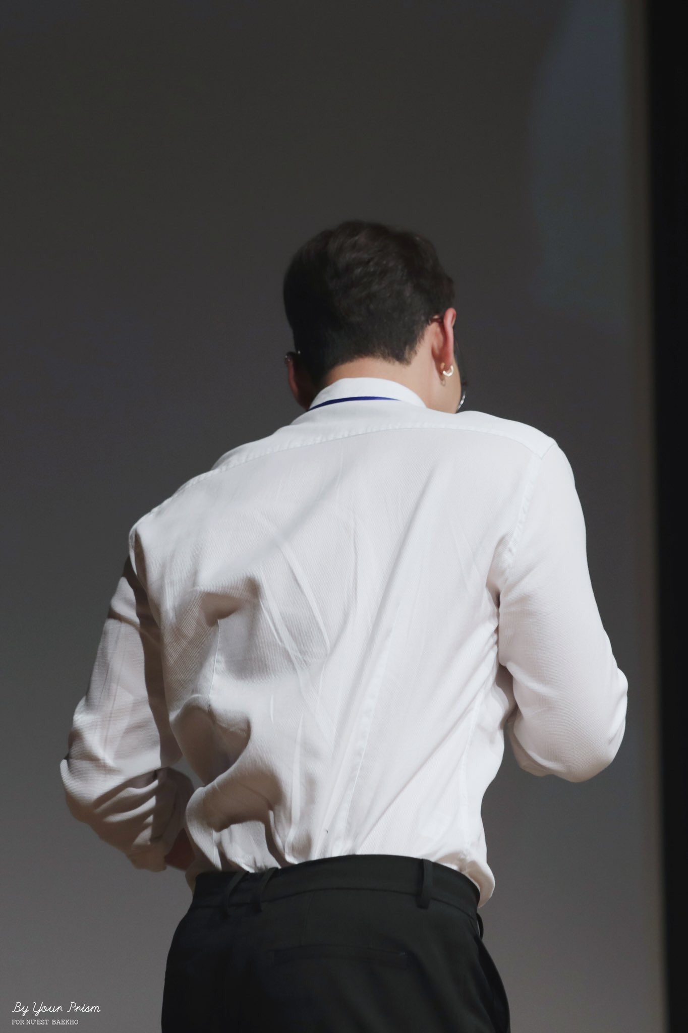 레이몬드 HELP ME on Twitter: "머 내눈에 울오빠가 나이스 핫바디 ️에 허리가 한 줌인걸 어쩌라고•••…