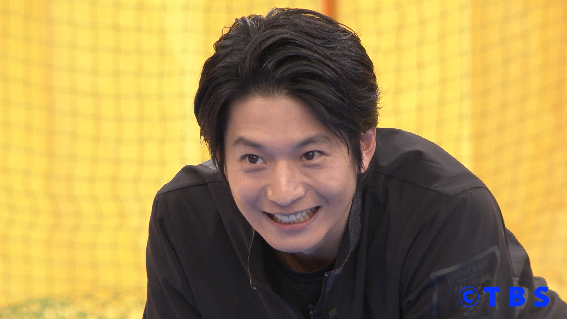 Tbs炎の体育会tv ドッジボールをプロ野球のピッチャーと真剣勝負したら逃げ切れるの 運動神経抜群のイケメン俳優 向井理さんが驚異の逃げをみせスタジオ大興奮 1月6日土曜よる7時 お楽しみに 向井理 体育会ｔｖ T Co Hlmfiuo8jy