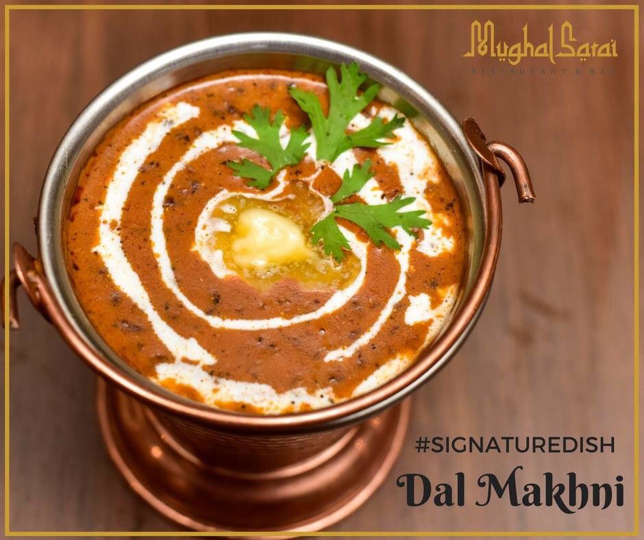 MughalSaraiPune's tweet photo. Hot, rich, creamy and full of flavour Dal Makhni is perfect for a cold winter day! You know where to head to today. #mughalsarai #punefoodies #foodies #kondhwa #maincourse #dalmakhni #mughlaicuisine #northindiancuisine #fridaypick #signaturedish #pune https://t.co/Dqz5AiDgXB
