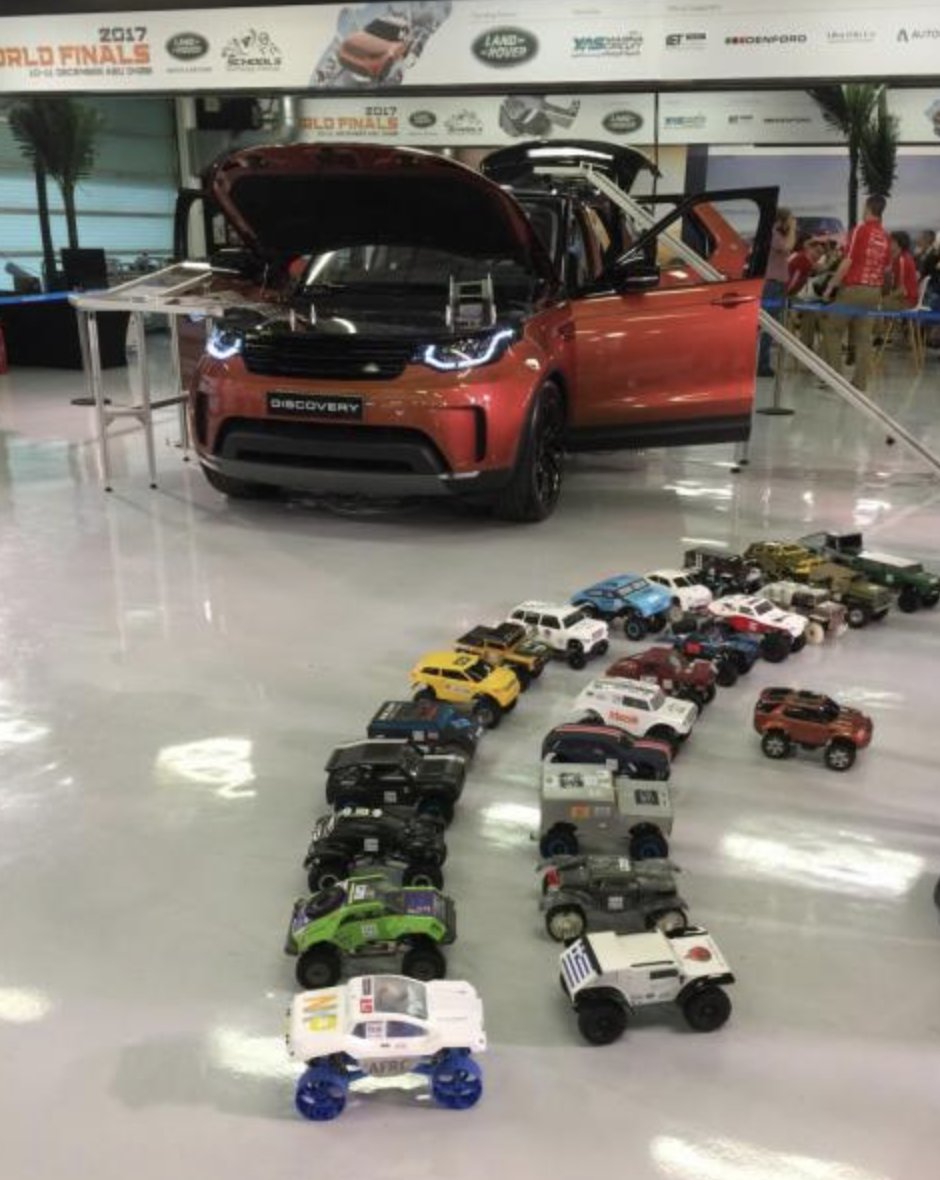 CMB_TECH's tweet photo. Fantastic write up on the #Revolve sponsored @the_epsilons Engineering team who headed out to Abu Dhabi for the Land Rover 4x4 School Technical Challenge World Final 2017.  We are proud to be supporting young people engaging in engineering #thefuture https://t.co/FO0em8kM1Y https://t.co/2uEbNic8Gn
