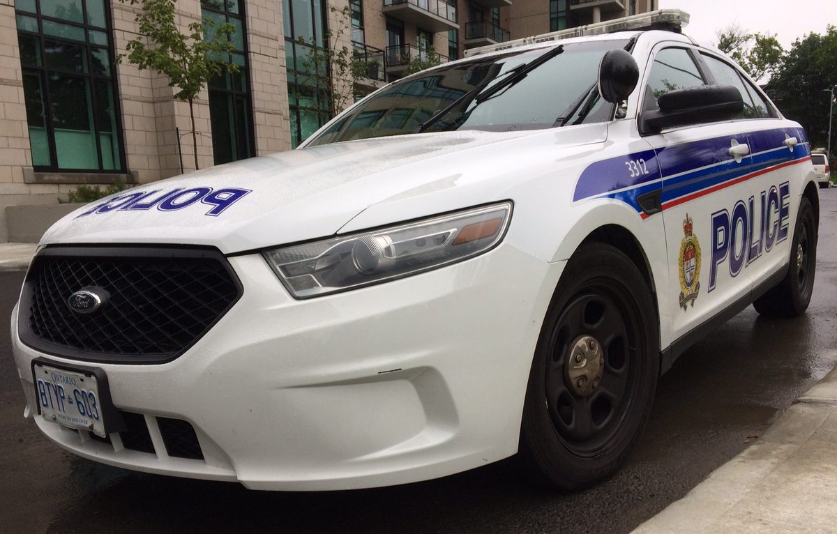 .@OttawaPolice is investigating a shooting in Little Italy. #ottnews 1310news.com/2018/01/05/sho… https://t.co/UJlLCzKiu9