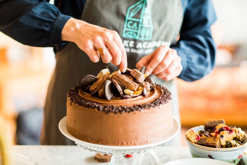 photographysmd's tweet photo. I know it is January and the thought of masses of cake is putting the fear of GOD into the majority of you. HOWEVER these cakes are just too special to not shout about @CakeAcademyBake  #foodphotography https://t.co/XwtgdQU2QD