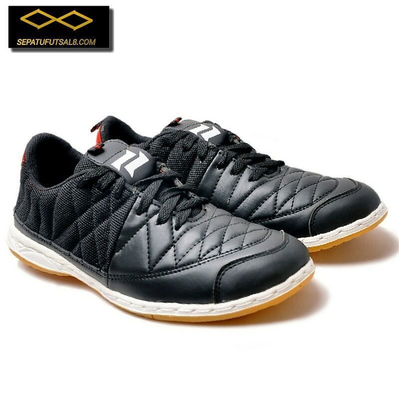 Sepatu Futsal Yg Cocok Untuk Kaki Lebar - Pintar Mencocokan